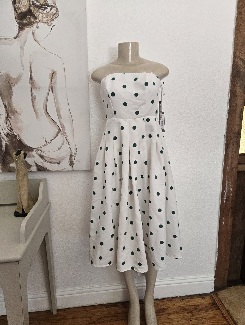 NWT Eva Mendes NY&Co Women's Strapless Polkadot Flowy Dress with Pockets Size 2